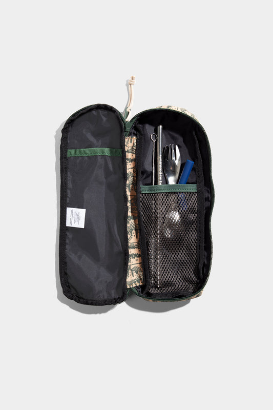 Cortado The Utensil Pack - Perfect for Packed Lunches (Detail): Open camo-print case showing mesh pocket, cutlery, straw, and black lining