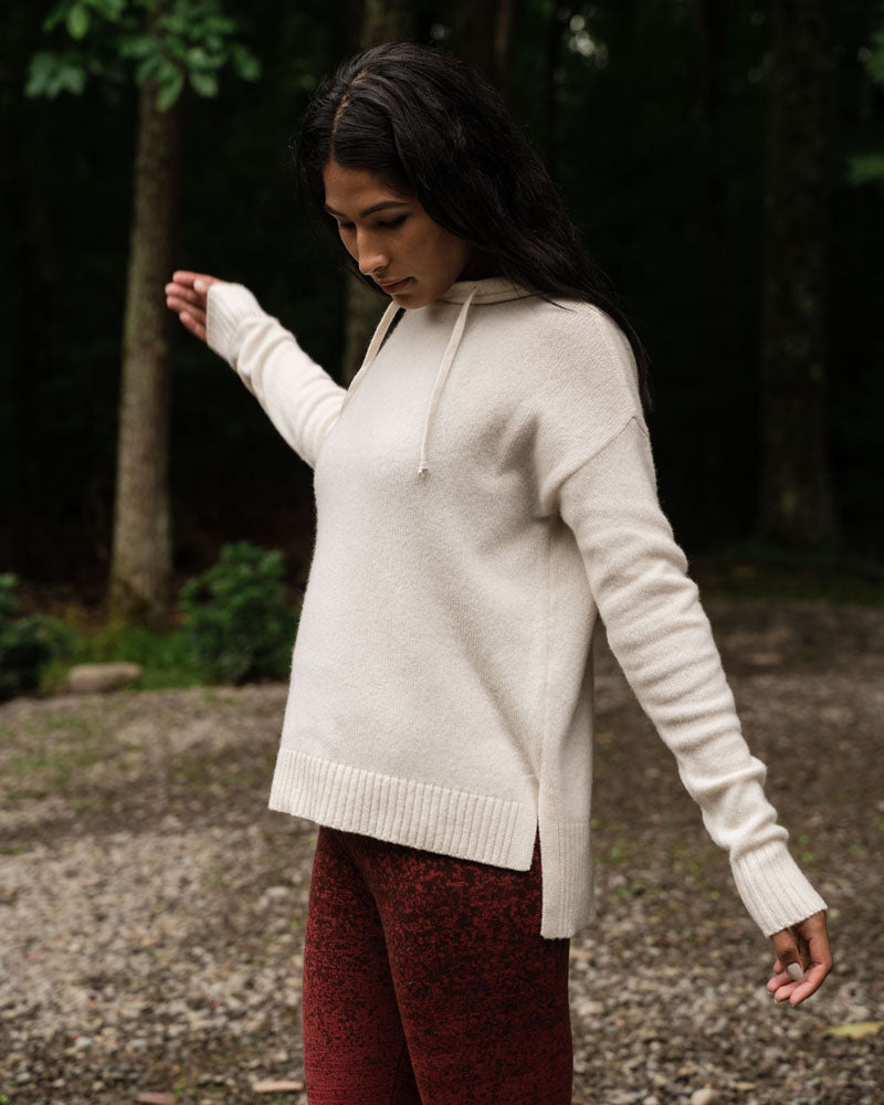 Sudadera con capucha de cachemira reciclada