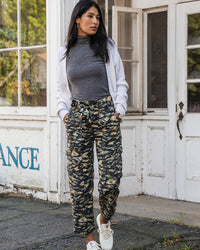 Camuflaje junto al lago