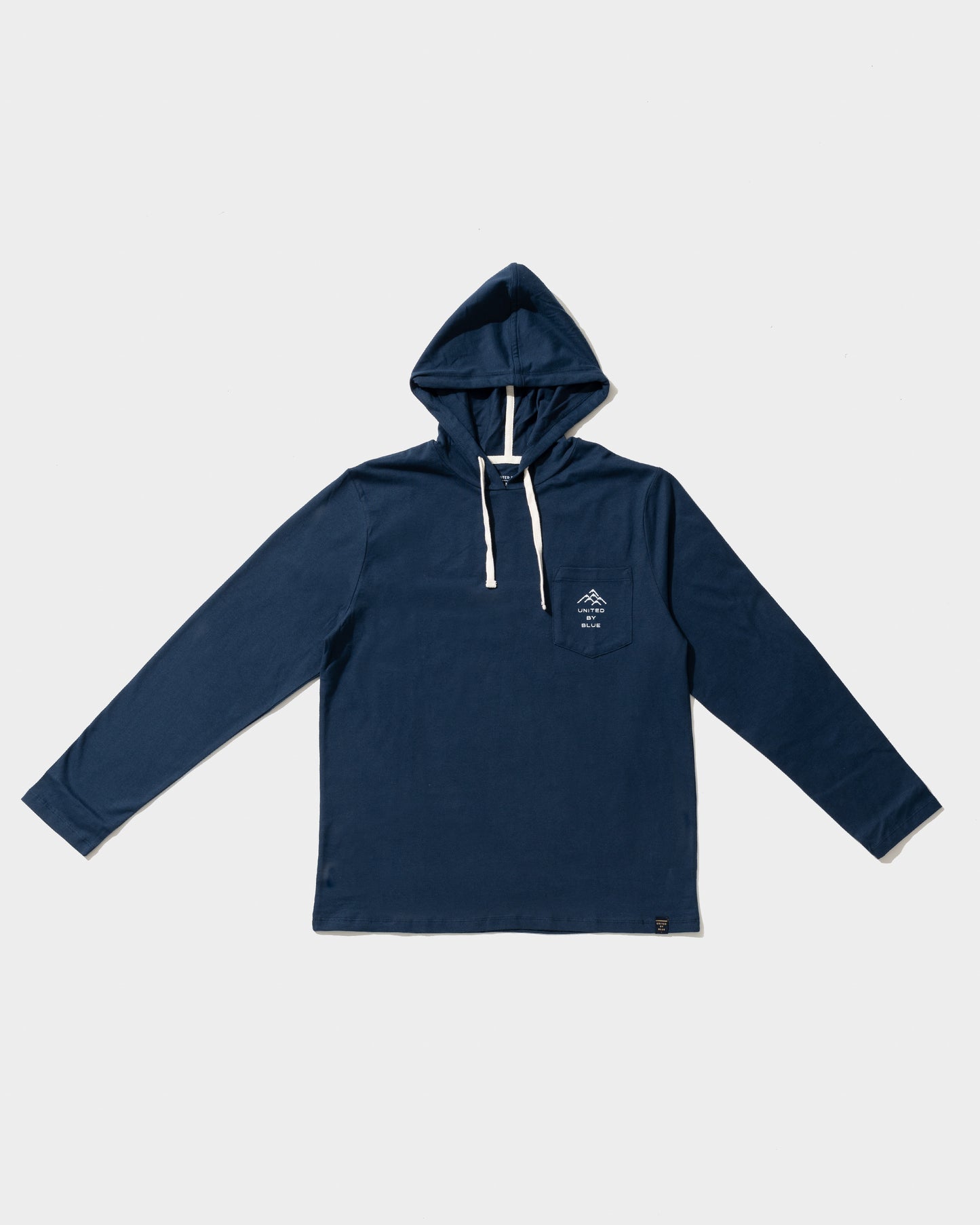 Sudadera con capucha y bolsillo Las montañas te están llamando